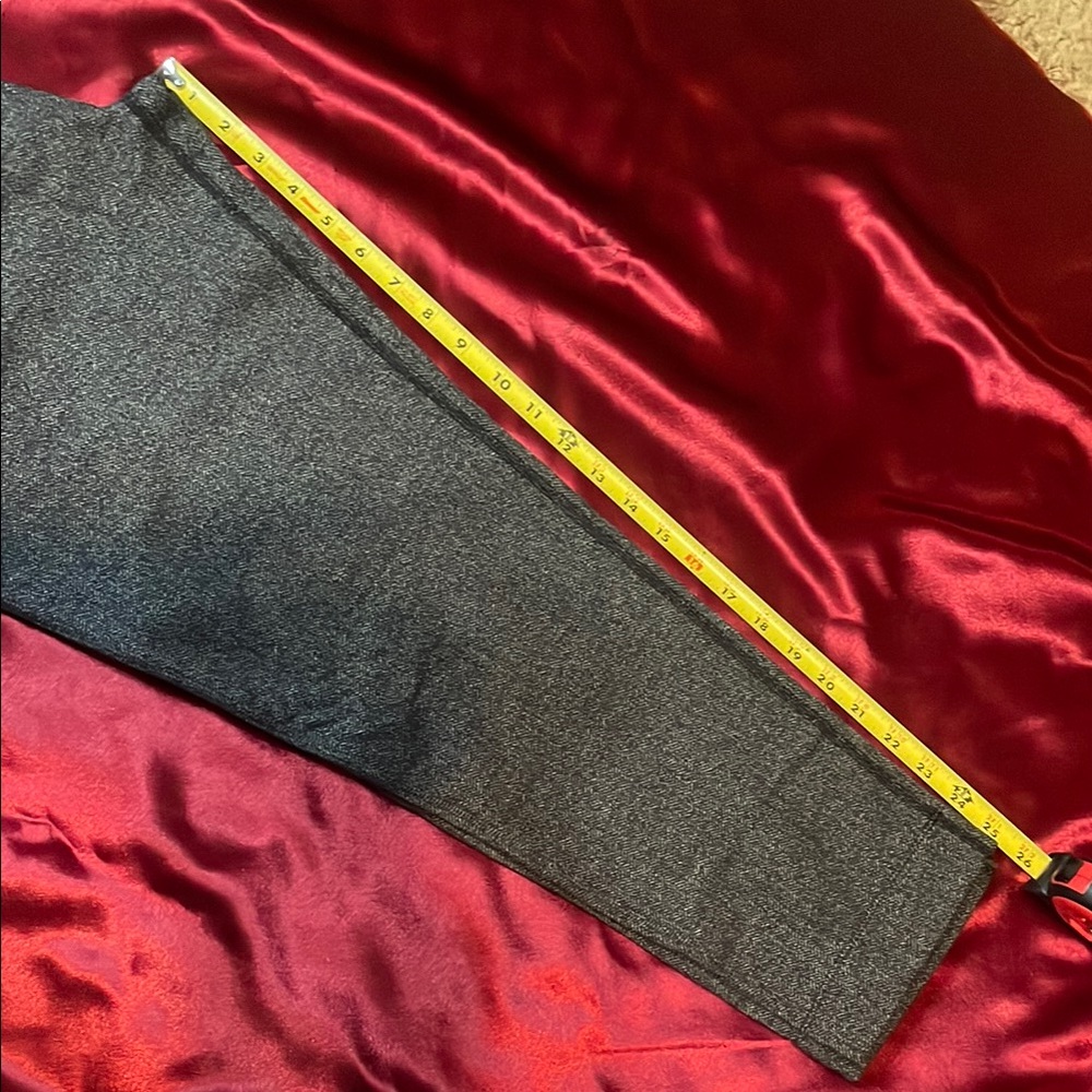 Lululemon Gray Patterned Pants - Picture 5 of 5